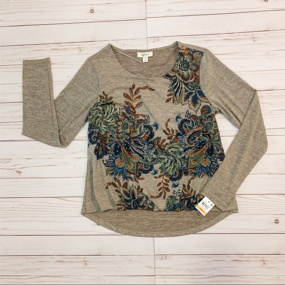 NWT Style & Co Gray with Blue Floral Design Blouse